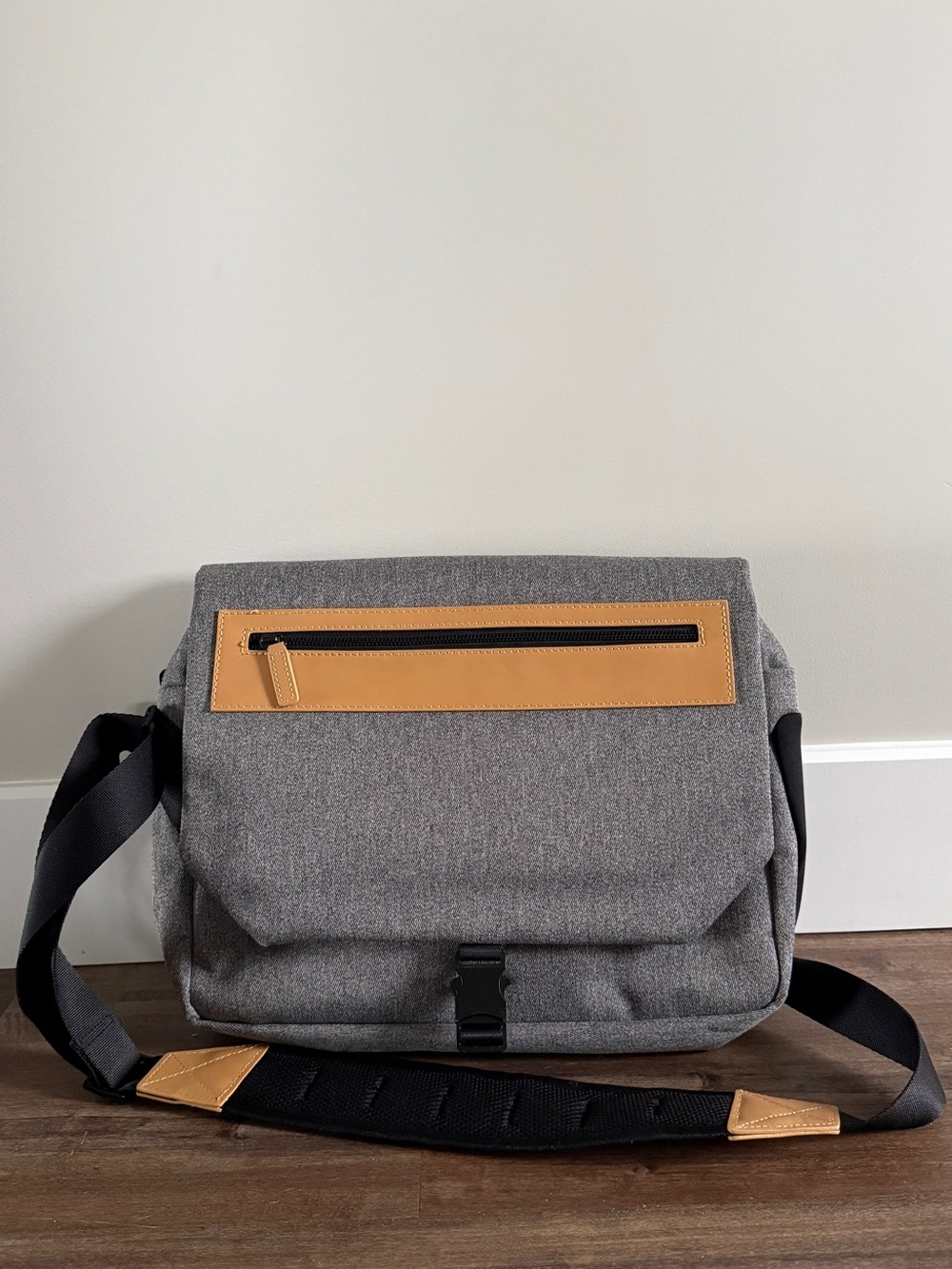 Venque Gray Messenger Bag with Tan Accents - Men